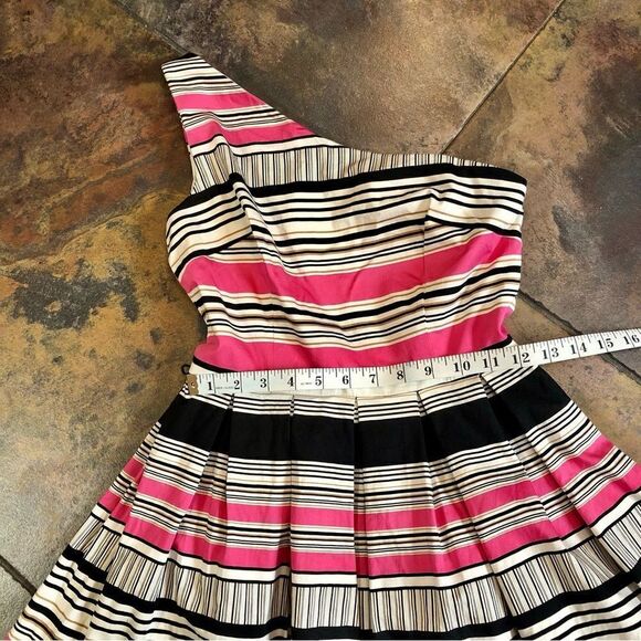 London Times One Strap Off The Shoulder Pink, Black, and White Dress Size 4 - Picture 7 of 11